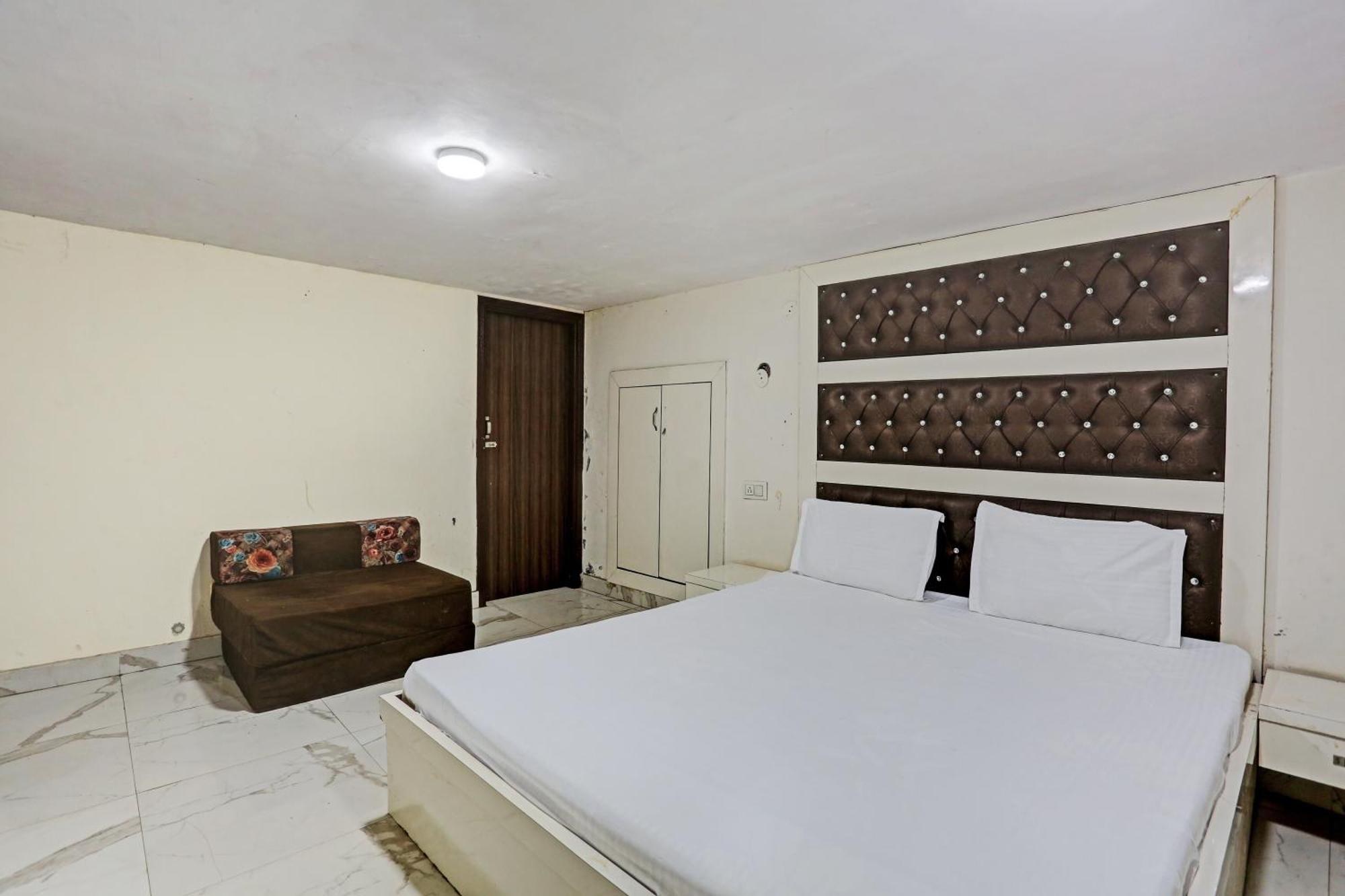 Hotel O Saffron Night Stay Amritsar Zewnętrze zdjęcie