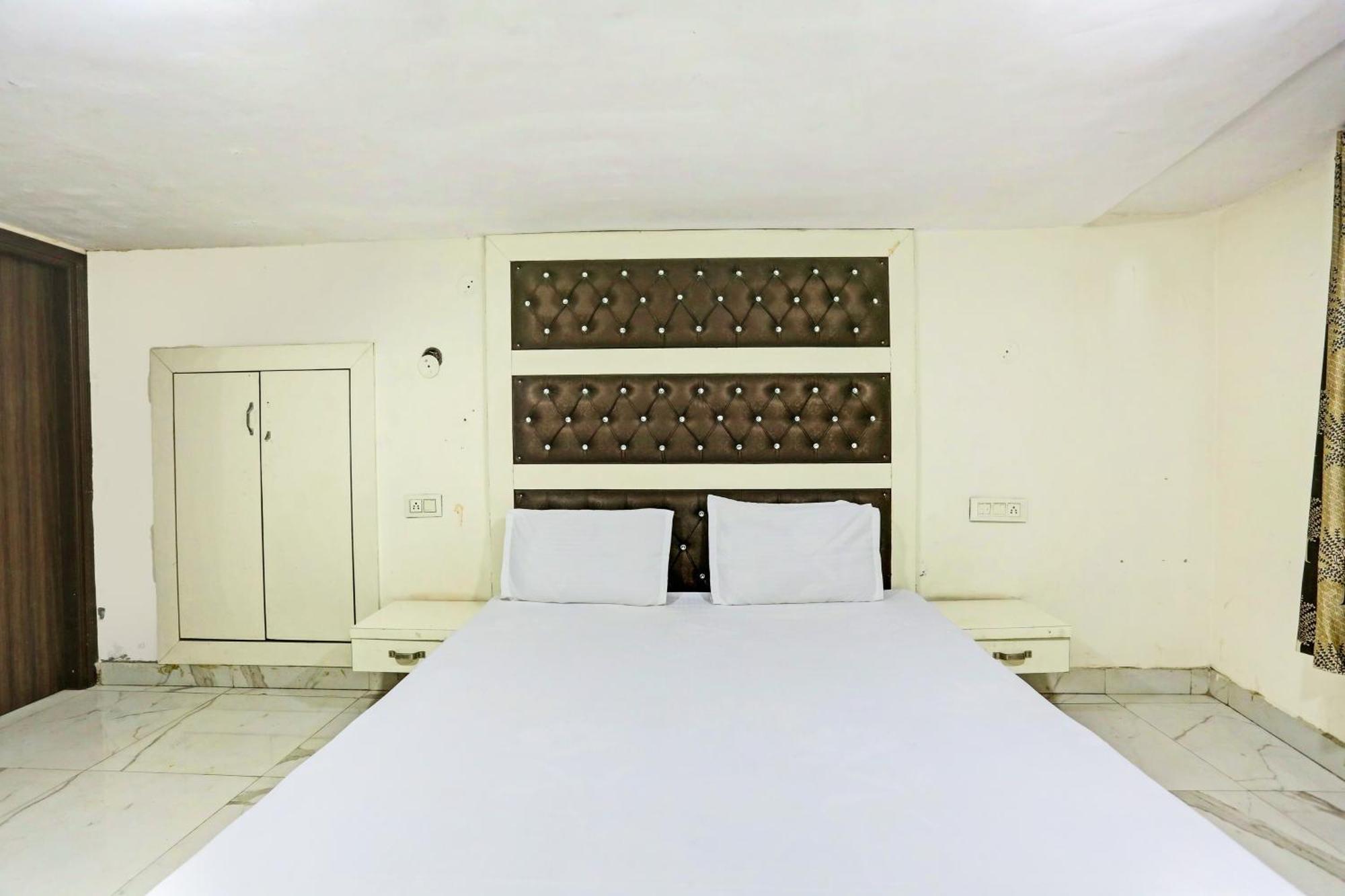 Hotel O Saffron Night Stay Amritsar Zewnętrze zdjęcie